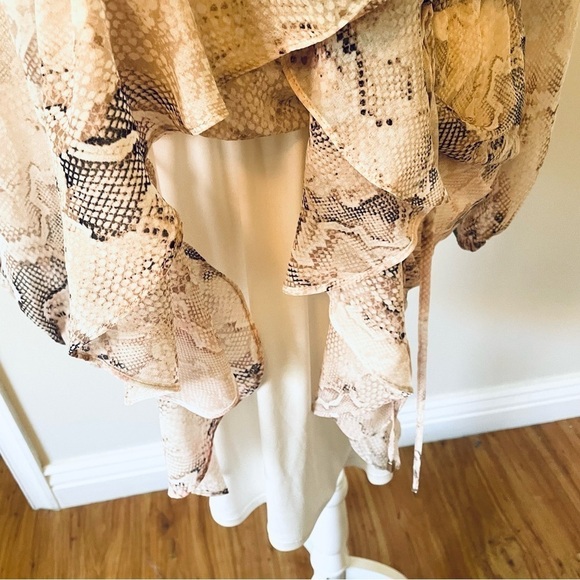 WHITE HOUSE BLACK MARKET Blouson Dress – Pink Python Print – Size 10 - Picture 10 of 10